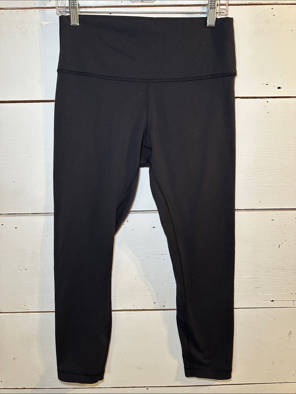 Lululemon Athletica Black High Waisted Cropped Wunder Under Leggings Size 10